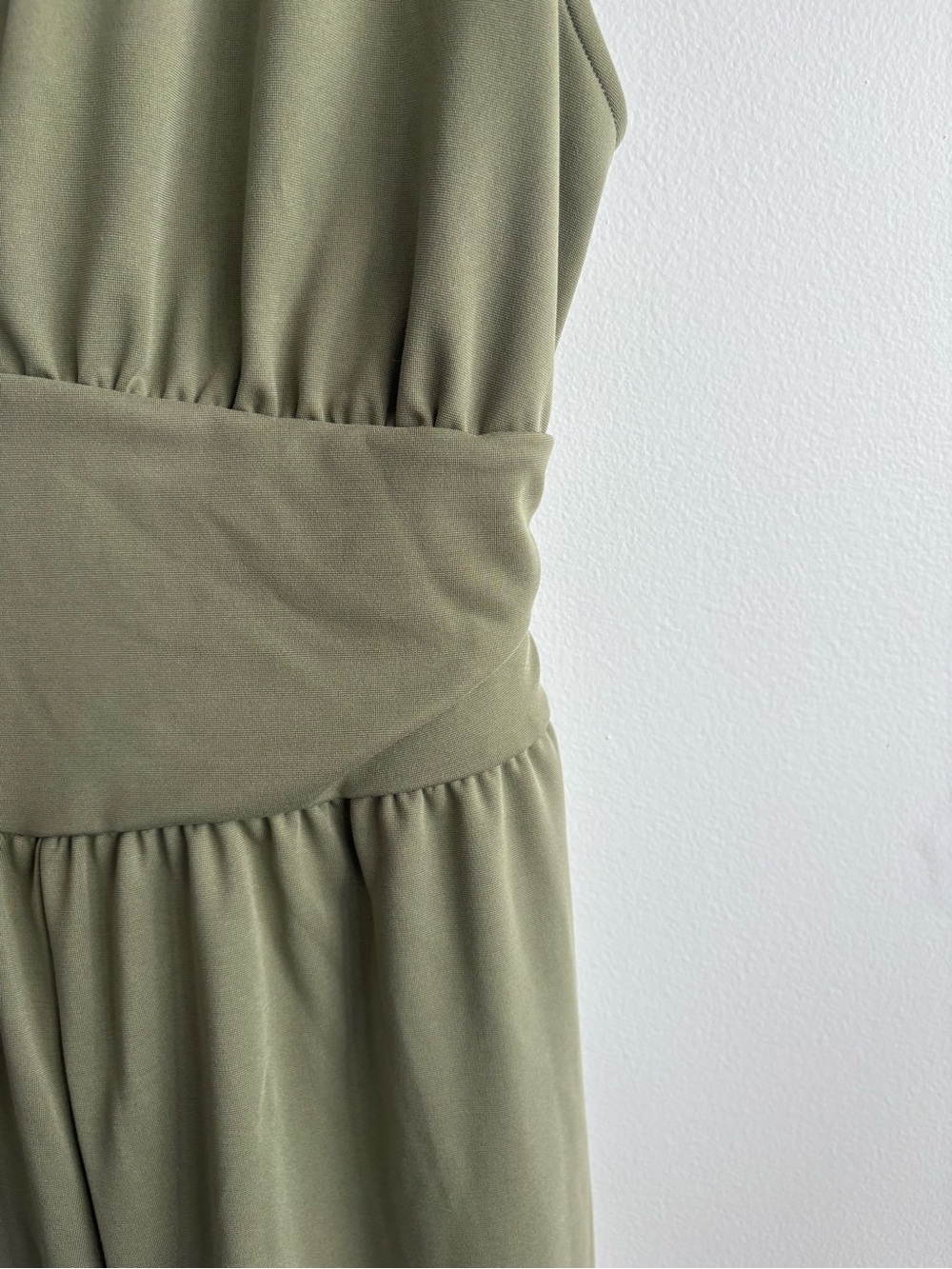 Halara VNeck Wide Leg Green Jumpsuit Sz Large - Picture 8 of 13